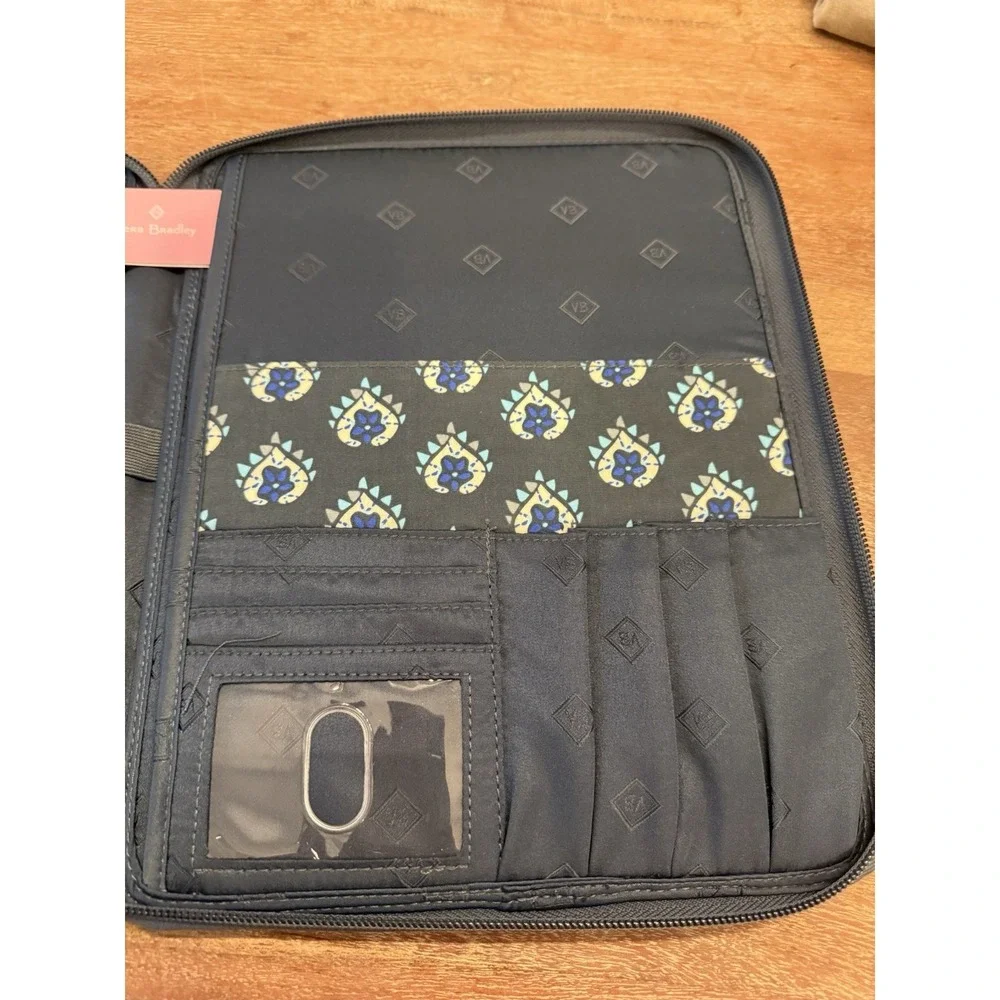 NWT Vera‎ Bradley Laptop Organizer In Pretty Posies 14x11